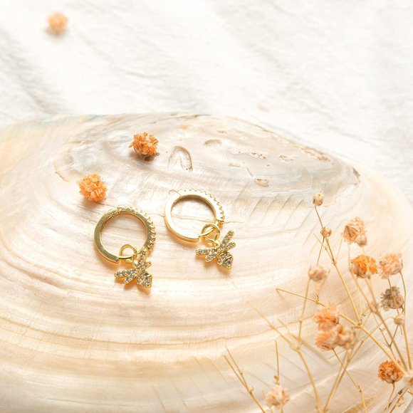 Other - NEW! SWEET 18k Gold over 925 Silver Dainty BEE Dangle Hoop EARRINGS! HONEYBEE